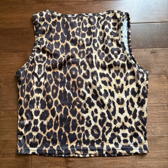 SHEIN CHEETAH PRINT TANK TOP - Picture 2 of 5